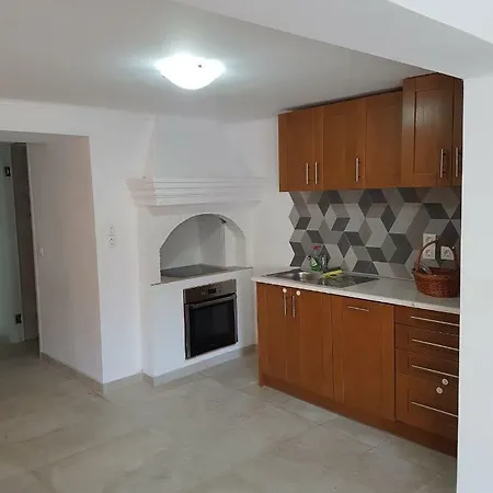 Rena House Gaios